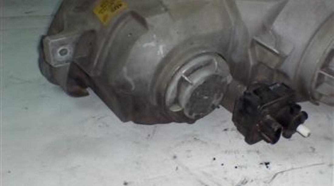 Far dreapta Hyundai H1 An 2001 2002 2003 2004 2005 2006 2007