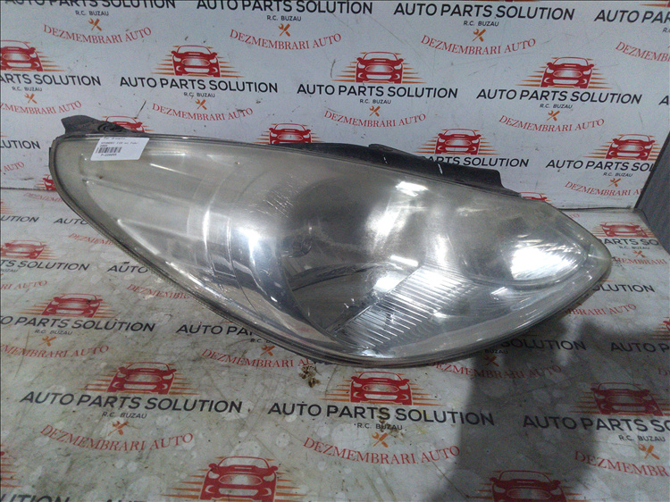 Far dreapta HYUNDAI I10 an fabr. 2008