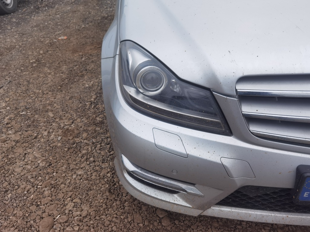 Far dreapta ils Mercedes c220 cdi w204 facelift