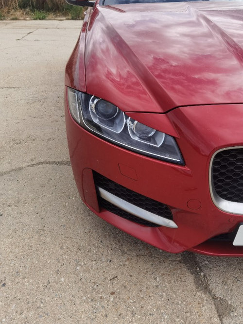 Far dreapta jaguar xe 2.0 d an 2017