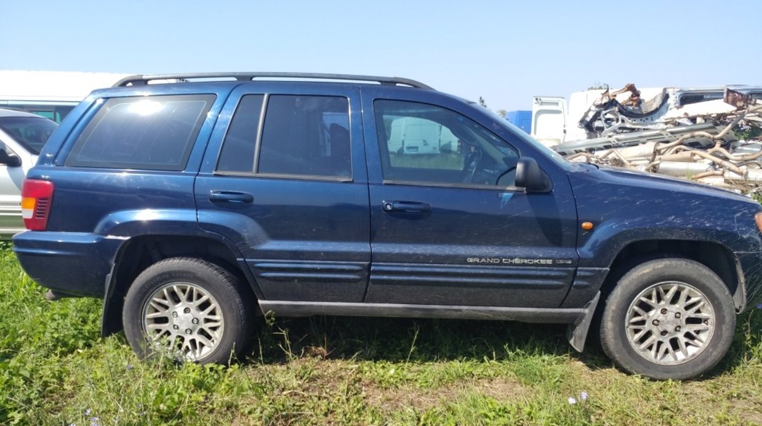 Far dreapta Jeep Grand Cherokee 2004 SUV 2.7 CRD