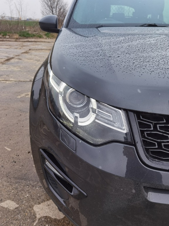 Far dreapta Land Rover Discovery Sport 2017 4x4 2.0