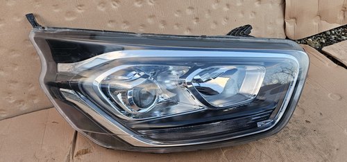 Far dreapta LED / DRL cu lupa Ford Transit 2018 2019 2020 2021
