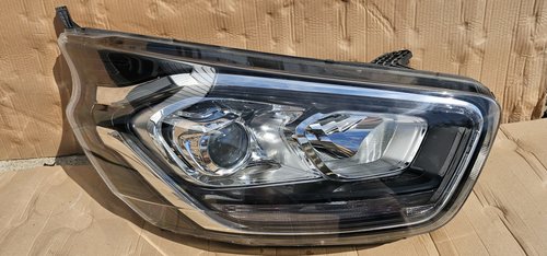 Far dreapta LED / DRL cu lupa Ford Transit 2018 2019 2020 2021
