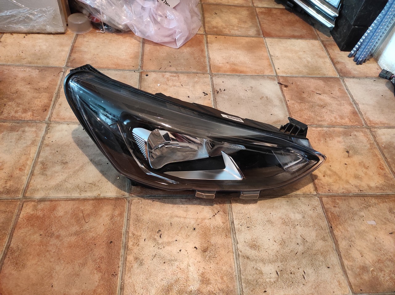 Far dreapta led Ford Focus 4 (2018-2022) cod MX7B-13E014-CC