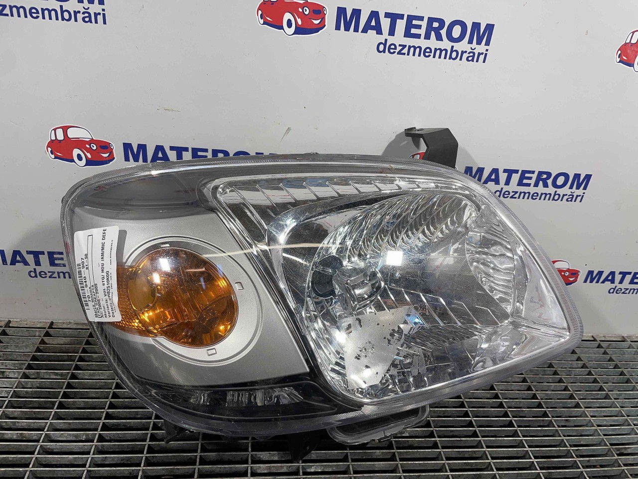 FAR DREAPTA MAZDA BT-50 BT-50 - - (2006 2009)