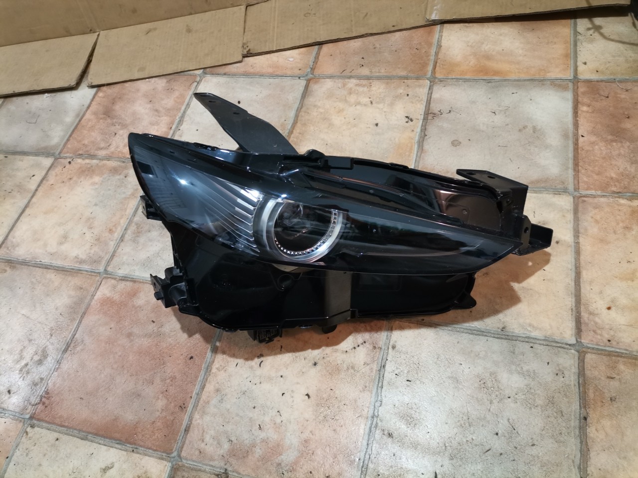 Far dreapta Mazda CX-30 (2019-2023) FULL LED cod DGJ1-51030