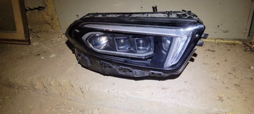 Far Dreapta Mercedes A W177 MultiBeam Cod A1779060603