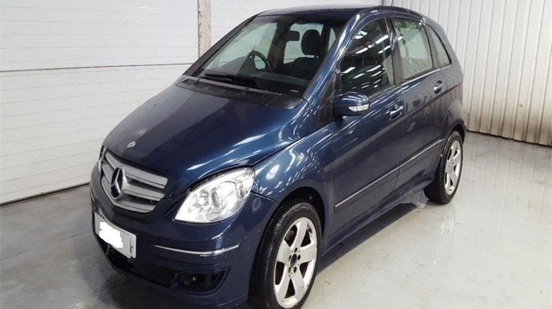 Far dreapta Mercedes B-CLASS W245 2006 Hatchback 180 CDi