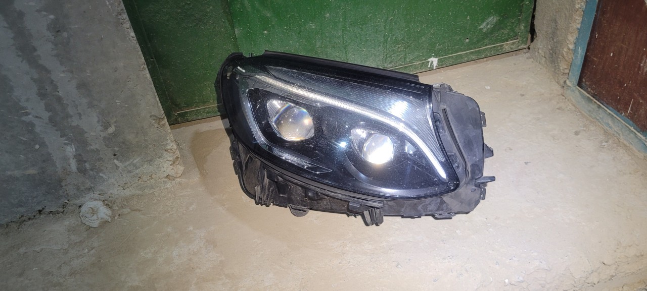 Far dreapta Mercedes Benz GLC W253 cu ILS cod: A2539065801