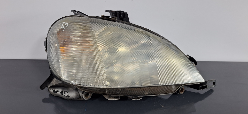 Far dreapta Mercedes-Benz ML (1998-2005) [W163] 2.7 Motorina 2002, VOLAN DREAPTA