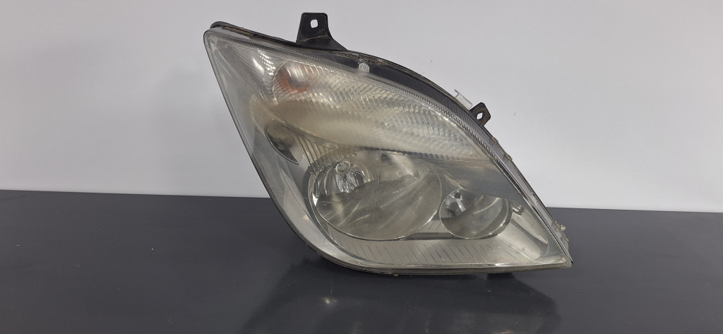 Far dreapta Mercedes-Benz Sprinter (2009->) [906] 2.2 Motorina 2013, A9068200461