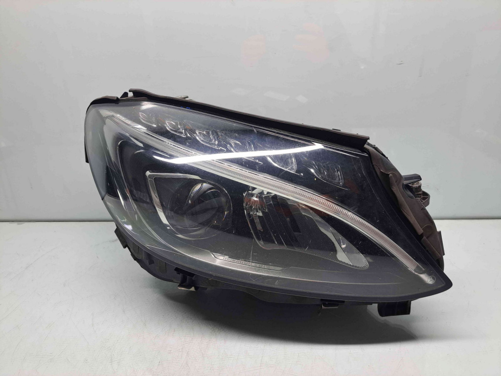 Far dreapta Mercedes Clasa C Combi (S205) [Fabr 2015-prezent] A2058201461