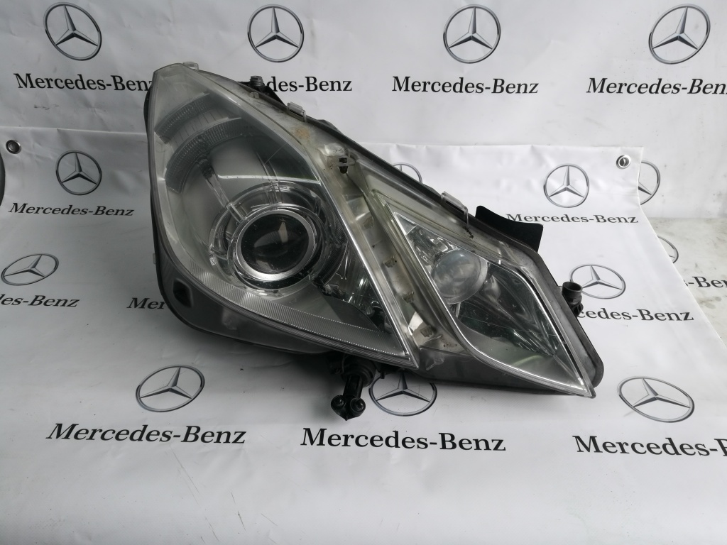Far Dreapta Mercedes E-Class Coupe 2012 W207 bixenon adaptiv europa