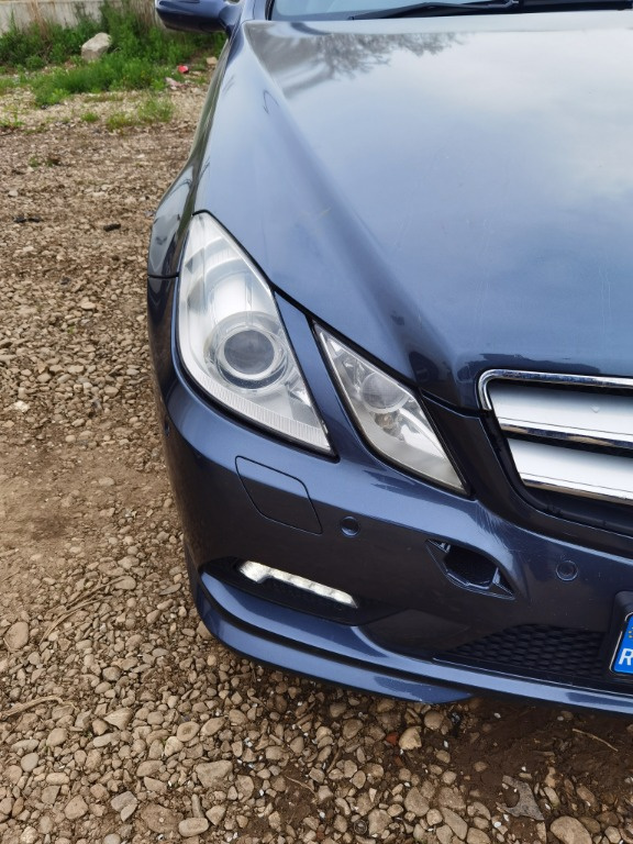 Far dreapta Mercedes E class coupe w207