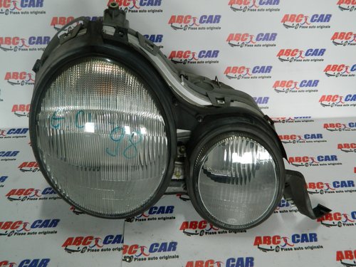 Far dreapta Mercedes E-Class W210