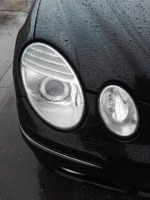 Far dreapta Mercedes E class w211 Facelift Avantgarde bixenon