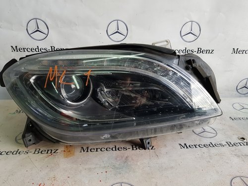 Far dreapta Mercedes ML350 CDI w166 europa ILS