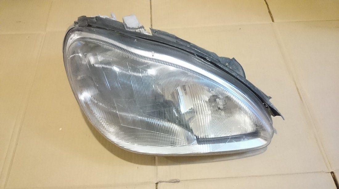 Far dreapta Mercedes S-Class W220 (1998-2006) cod 0301153272, 1300591317, A2208200861