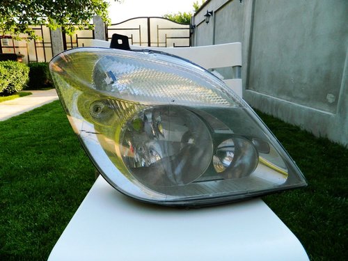 Far dreapta Mercedes Srinter model dupa 2006 cod A9068200261