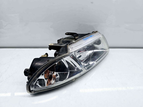 Far dreapta MITSUBISHI Carisma (DA) [Fabr 1995-2007] OEM