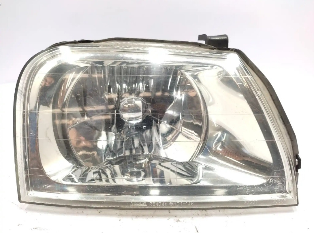 Far dreapta Mitsubishi L200 an fab. 1996 - 2007