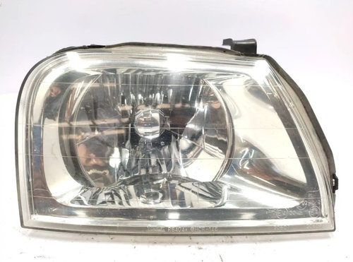 Far dreapta Mitsubishi L200 an fab. 1996 - 2007