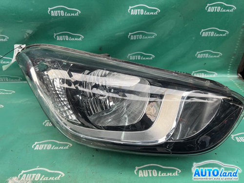 Far Dreapta Model 2012 in Sus O Ureche Rupta Hyundai i20 PB,PBT 2008