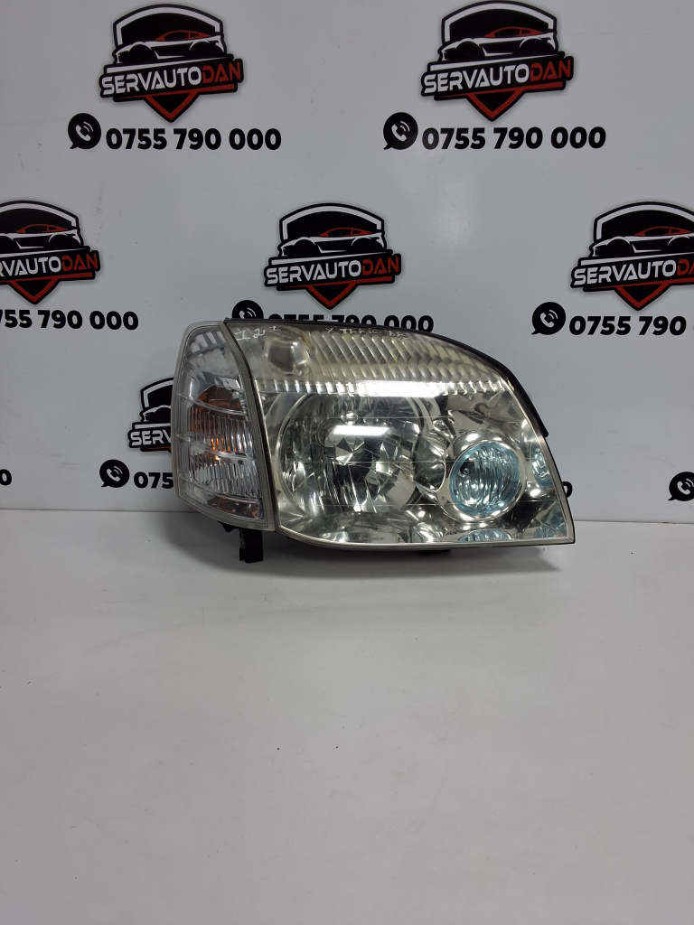 Far dreapta Nissan X-Trail (2001-2007) 2.2 Motorina 2005, VOLAN STÂNGA