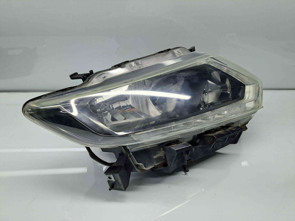 Far dreapta Nissan X-Trail (T32) [Fabr 2013-prezent] OEM