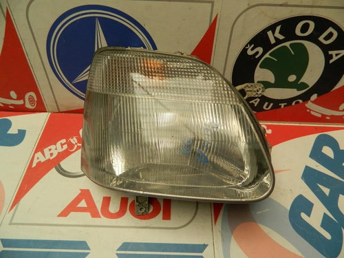 Far dreapta Opel Agila 2000-2007 09204188