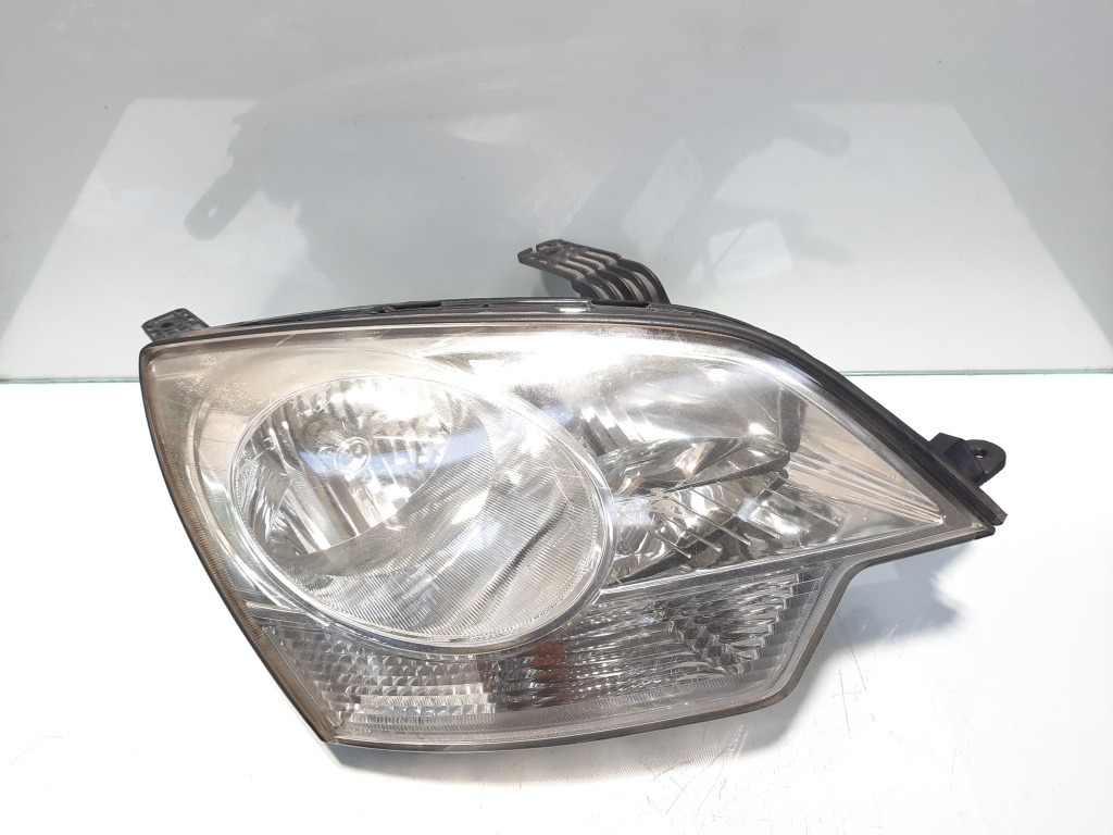 Far dreapta, Opel Antara (pr:110747)