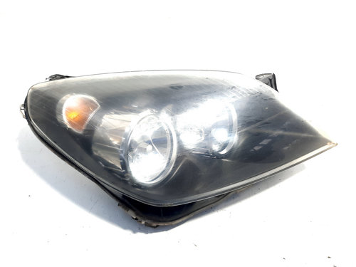 Far dreapta, Opel Astra H GTC (idi:514078)