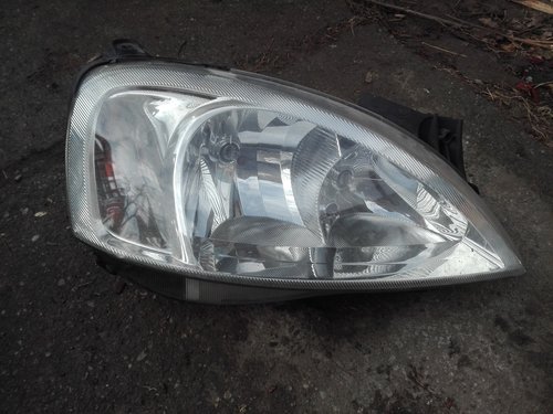 Far dreapta Opel Corsa C,Opel Combo  2000 2006