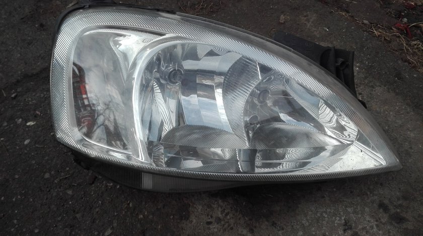 Far dreapta Opel Corsa C,Opel Combo 2000 2006