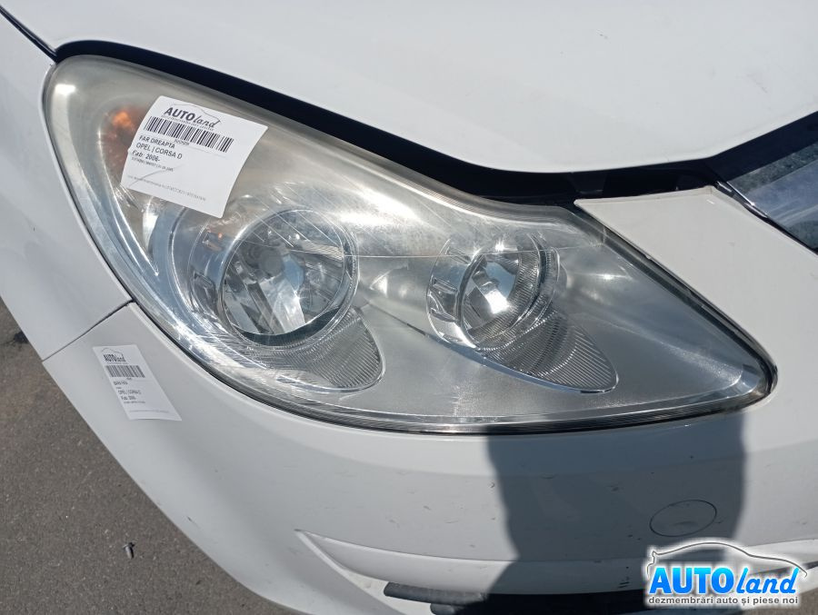 Far Dreapta Opel CORSA D 2006