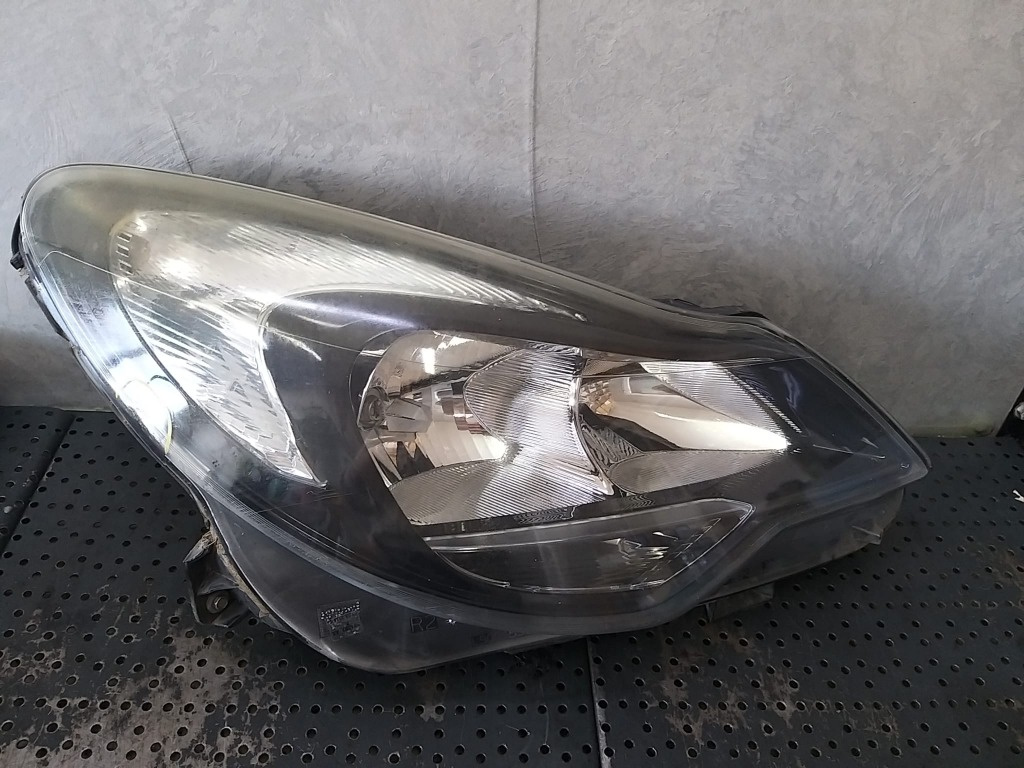 Far dreapta opel corsa d s07 facelift 13446802 90054715