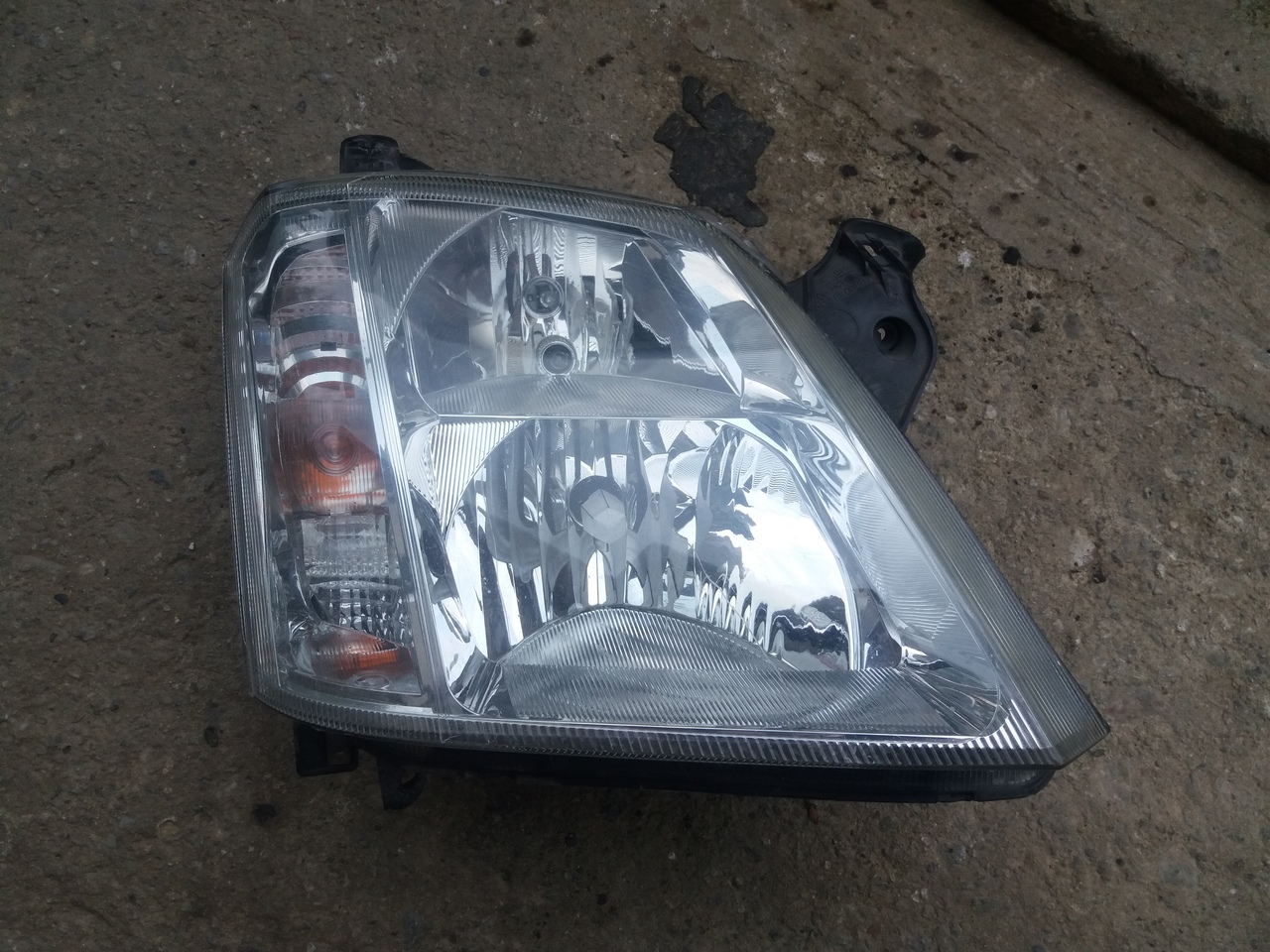 Far Dreapta Opel Meriva A