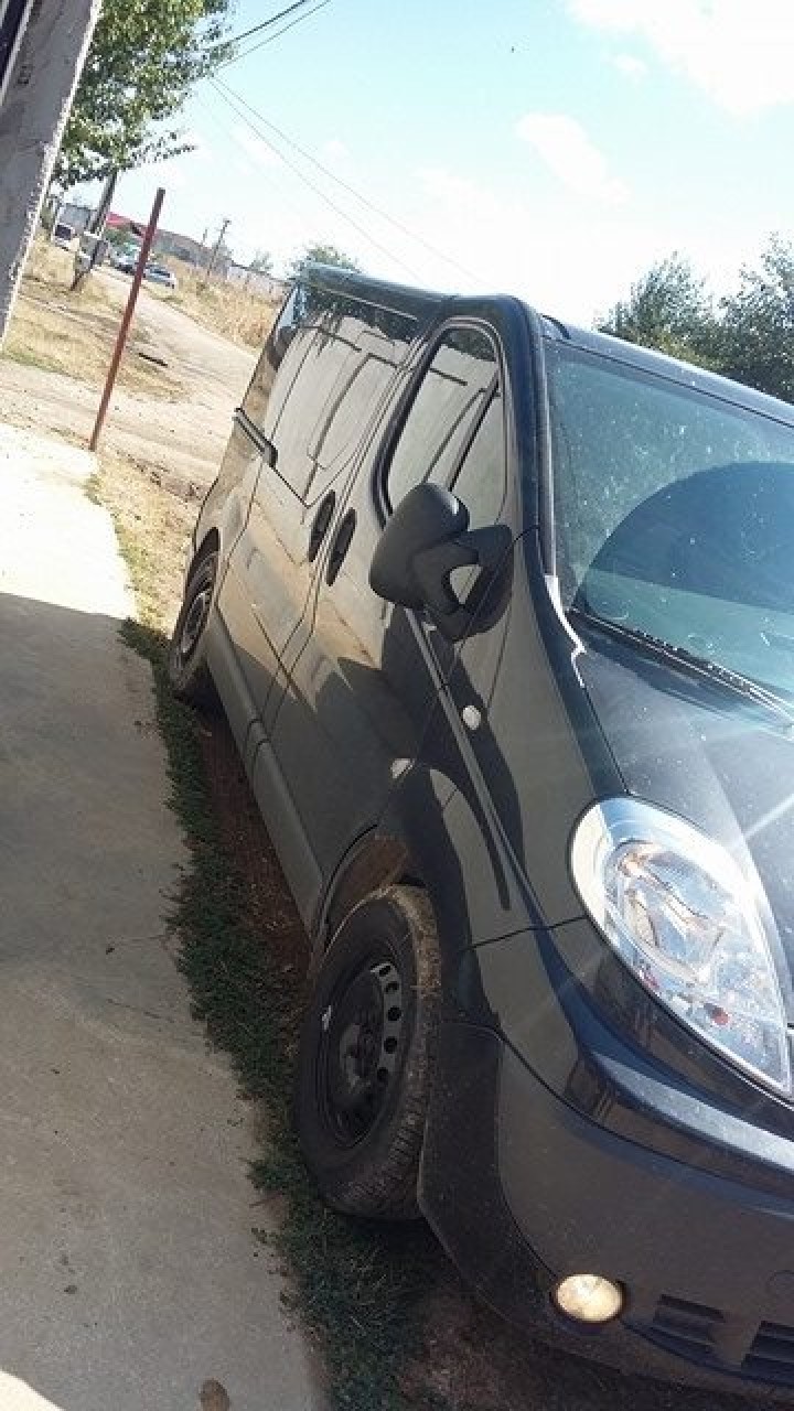 Far dreapta opel vivaro facelift 2006-2014