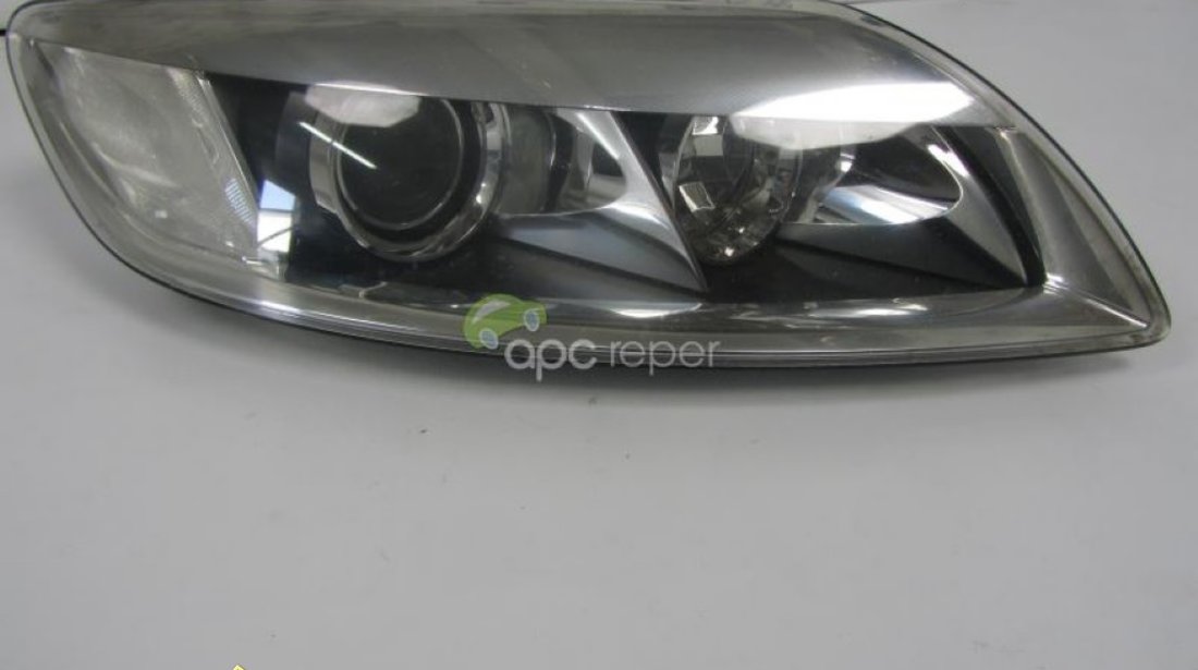 FAR DREAPTA ORIGINAL AUDI Q7 4L BI XENON COMPLET