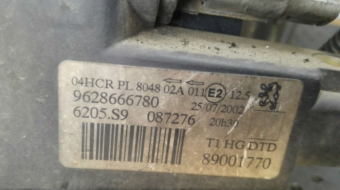 Far dreapta peugeot 206 2a c 9628666780 89001770