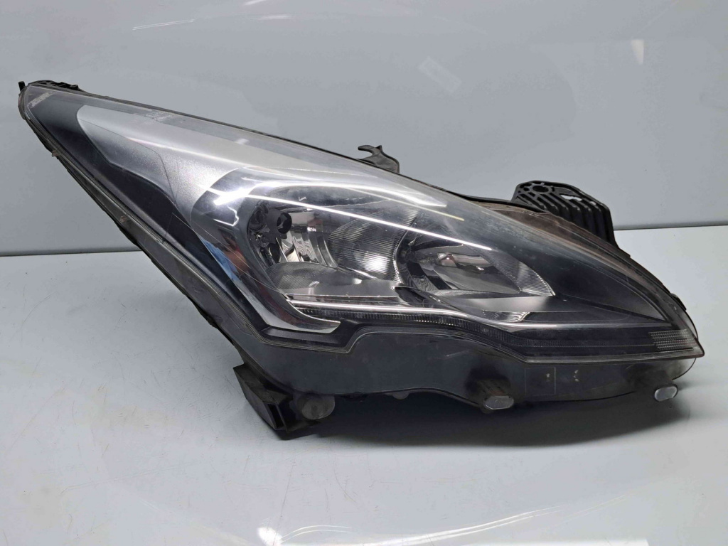 Far dreapta Peugeot 3008 [Fabr 2009-2016] 89908250