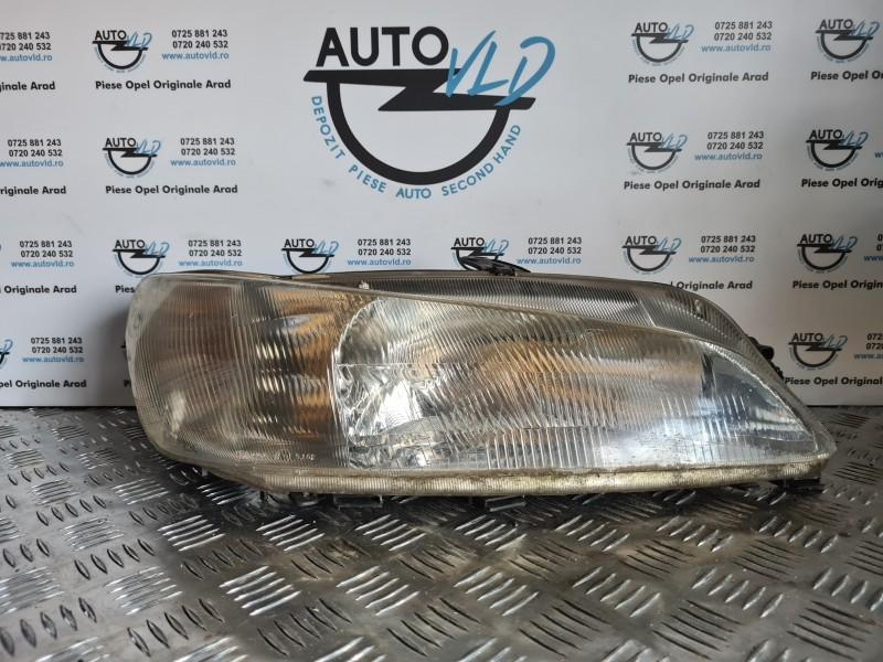 Far dreapta Peugeot 306 1993-2002