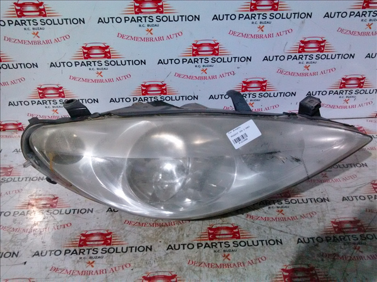 Far dreapta PEUGEOT 307 2.0 hdi