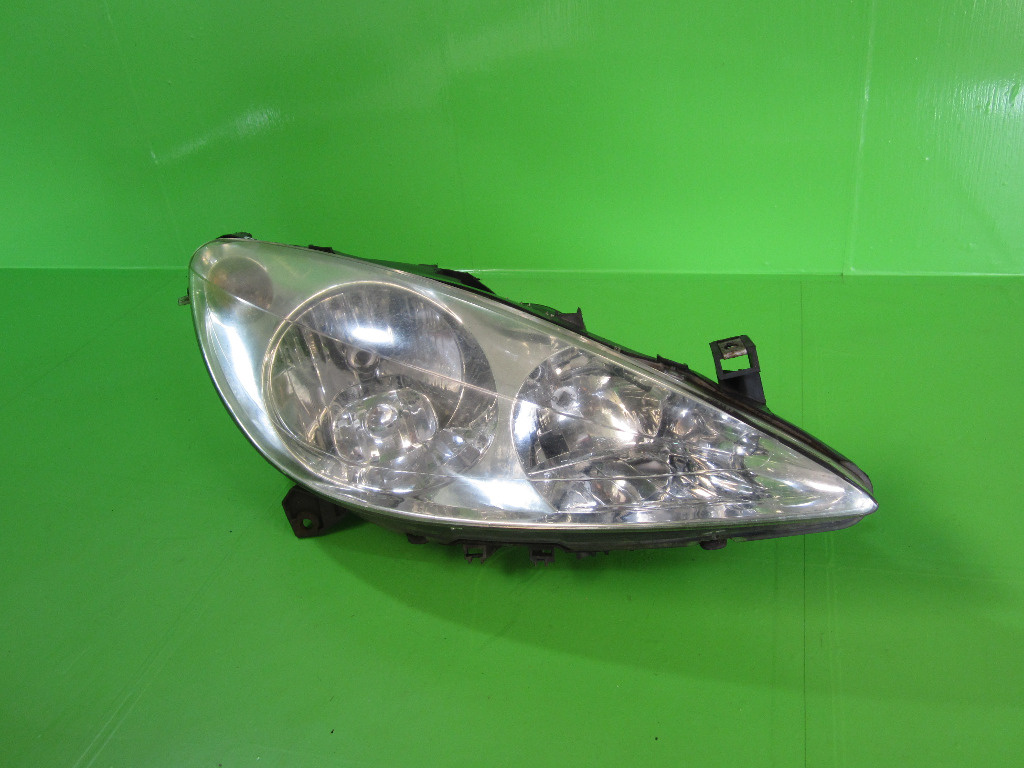 FAR DREAPTA PEUGEOT 307 FAB. 2000 – 2007 ⭐⭐⭐⭐⭐