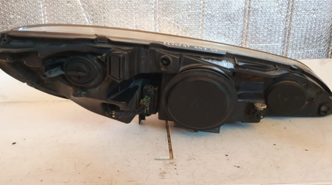 Far Dreapta Peugeot 407 cu xenon Peugeot 407 [2004 - 2010]