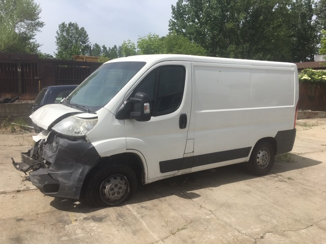 Far dreapta Peugeot Boxer 2012 AUTOUTILITARA 2.2 HDI