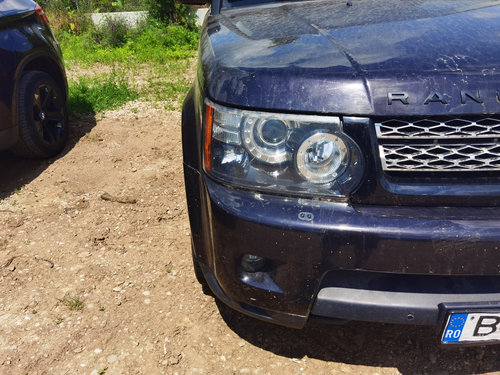 Far dreapta Range Rover Sport 2011 facelift bixenon