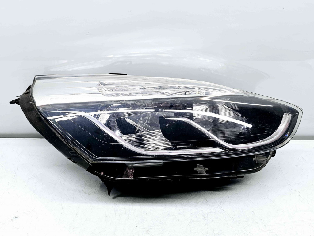 Far dreapta Renault Clio 4 (B98) Hatchback [Fabr 2012-2020] 260102482R