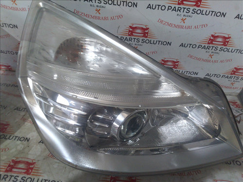 Far dreapta RENAULT ESPACE an fabr. 2009